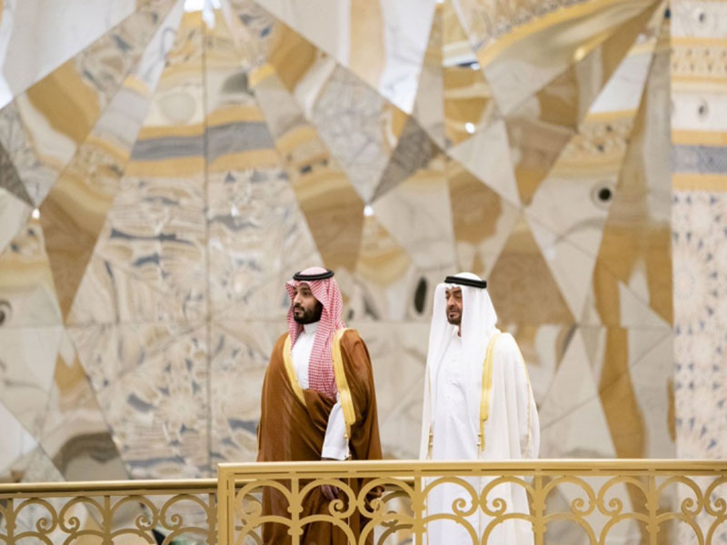 صور من زيارة محمد بن سلمان لبلده الثاني الإمارات